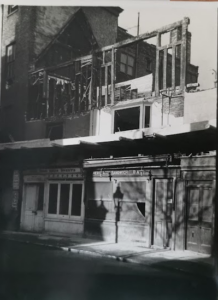 East side of Peas Hill before demolition in 1935