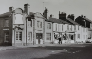 Sur Isaac Newton pub, Nov 1970 (MoC)