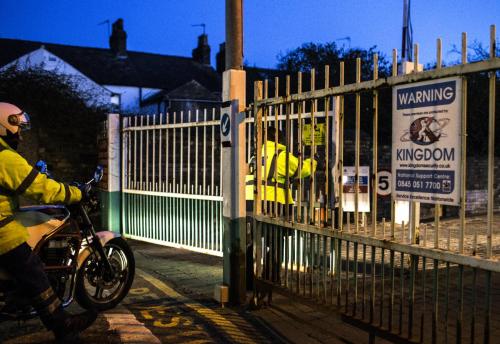 MRD-early-morning-arriving-front-gate-2015-EM