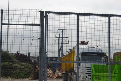 MRD-lorry-in-recycling-centre-17-June-2015-SL